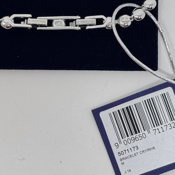 Swarovski Angelic Tennis Bracelet – Round Cut, White, Rhodium Plated (7”) - Picture 2 of 4